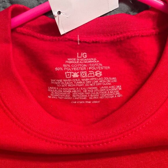 CHRISTMAS CROPPED SOFT SWEATSHIRT RED LOOSE FITTING 60% OFF! NWT LARGE - Picture 4 of 10